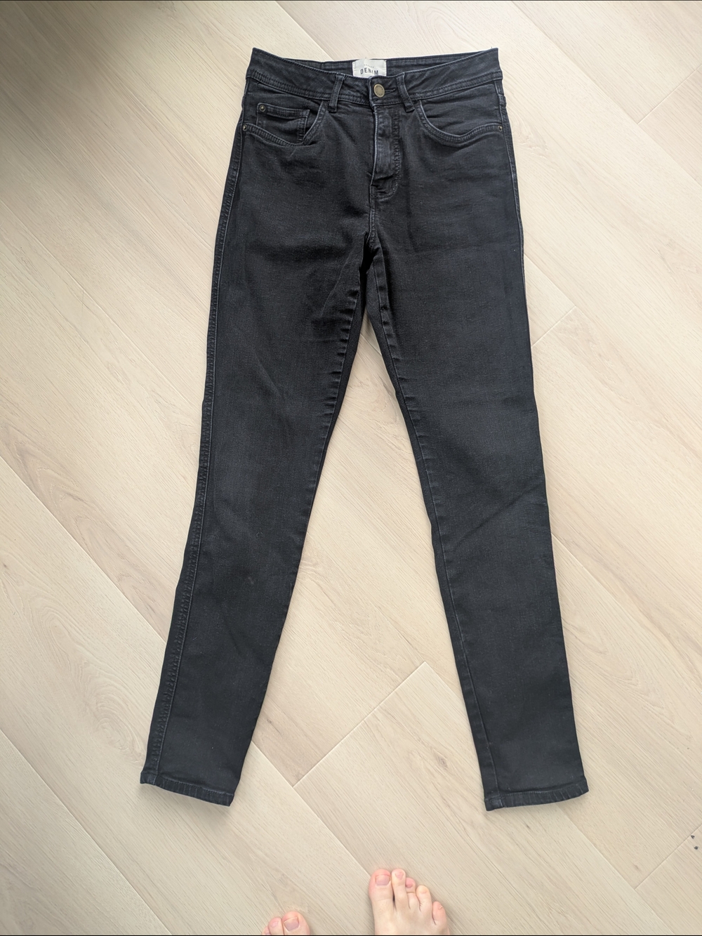 Sezane Black Parfait Slim Jeans